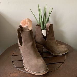 Steve Madden booties